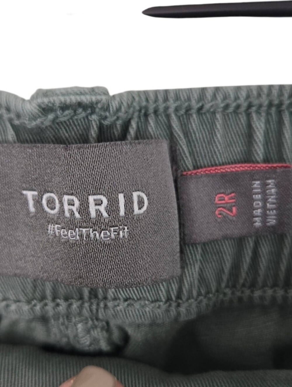 💚✨ Torrid Olive Green Drawstring Utility Pants Size 2✨💚 - Picture 5 of 6